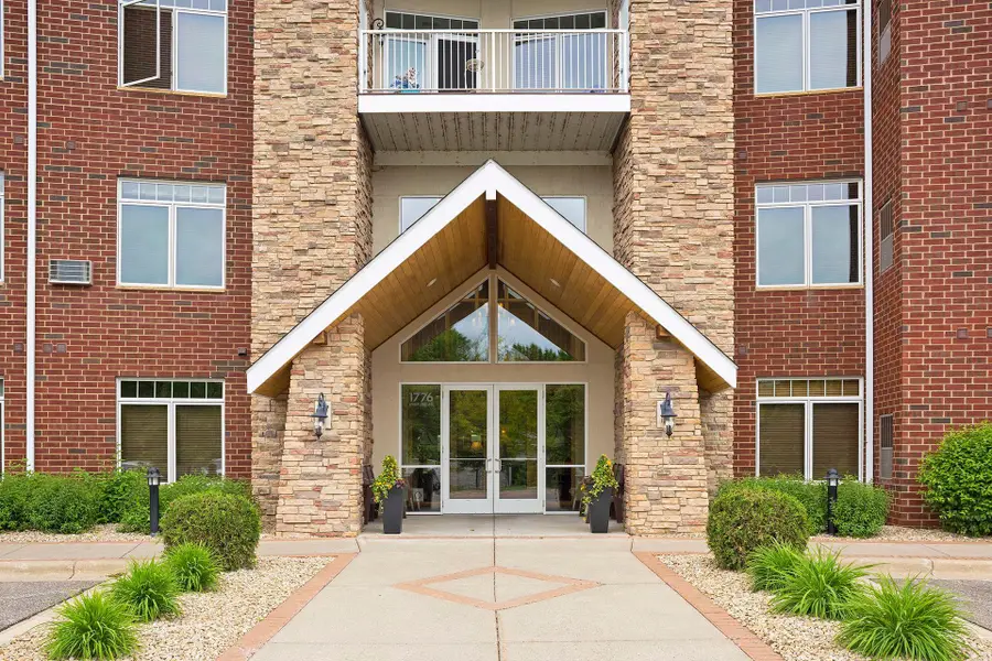 1776 Stieger Lake Lane #100, Victoria, MN 55386 - #3