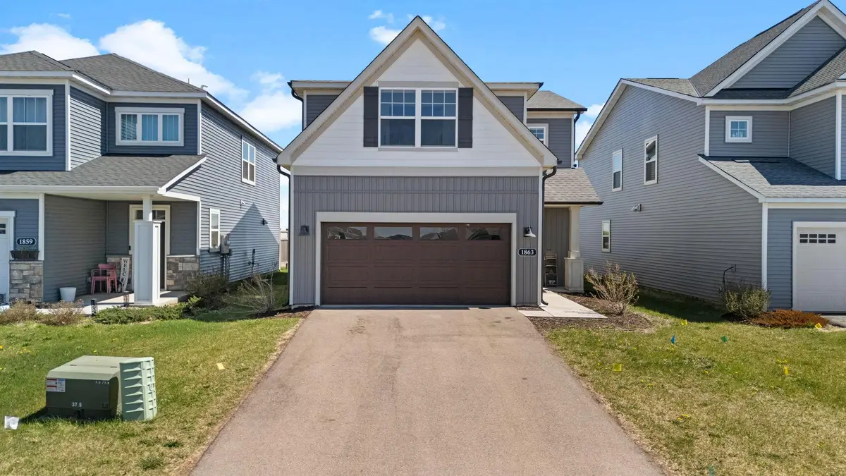 1863 Ivy Street, Shakopee, MN 55379 - #1