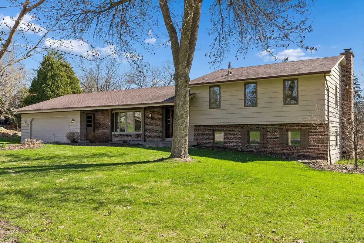 1120 Vagabond Lane N, Plymouth, MN 55447 - #1