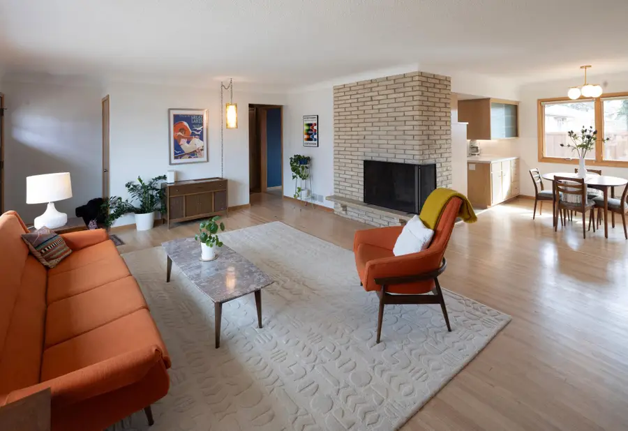 2420 Dunlap Street N, Roseville, MN 55113 - #2