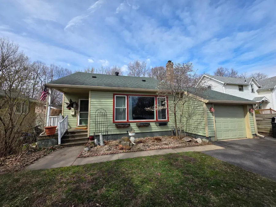 304 N 8th Street, Saint Peter, MN 56082 - #2