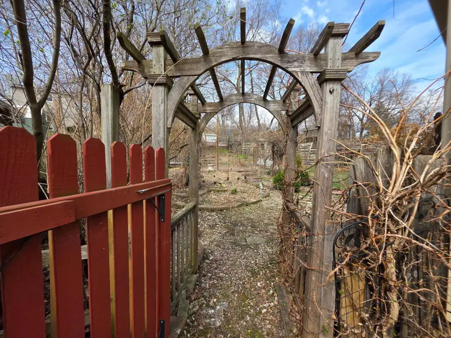 304 N 8th Street, Saint Peter, MN 56082 - #3