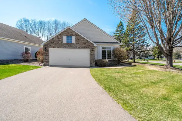 2700 Oak Ridge Trail, Woodbury, MN 55125