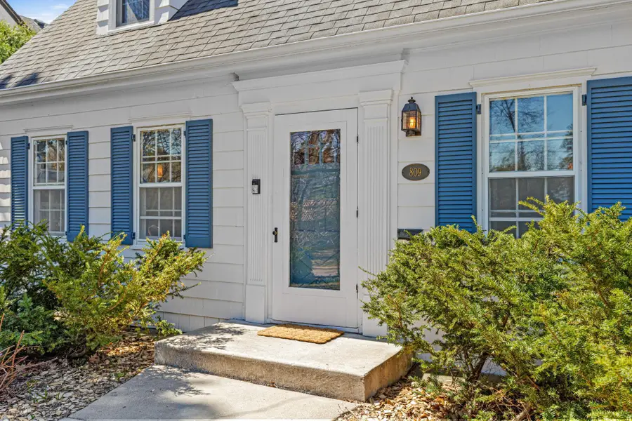 809 Ridge Street, Saint Paul, MN 55116 - #2