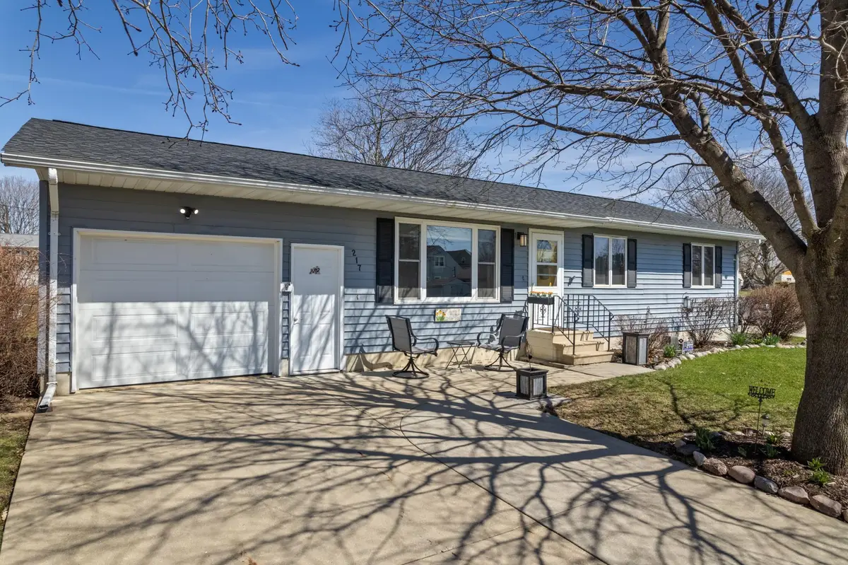 217 E Grant Street, Caledonia, MN 55921 - #1