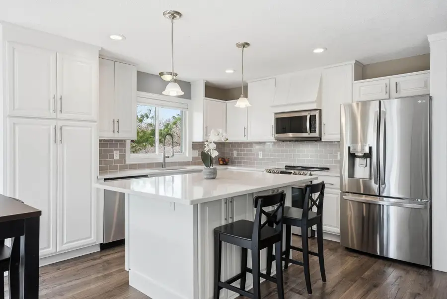 8105 Dakota Lane, Chanhassen, MN 55317 - #3