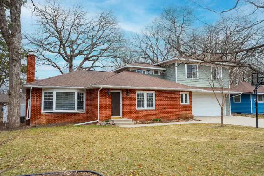 663 Roosevelt Road, Saint Cloud, MN 56301 - #2