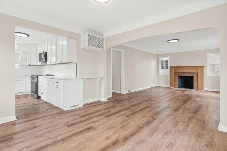 703 16th Avenue N, South Saint Paul, MN 55075 - #3