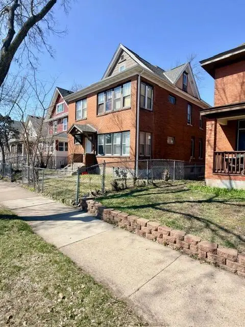 687 Aurora Avenue, Saint Paul, MN 55104 - #2