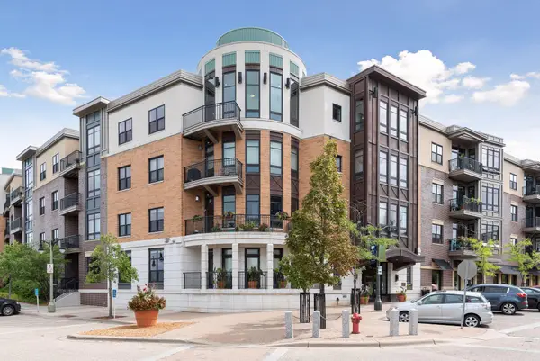 3709 Grand Way #128, Saint Louis Park, MN 55416