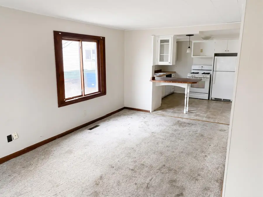 321 S Main Street, Lake Crystal, MN 56055 - #2