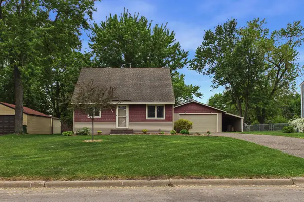 714 109th Avenue Nw, Coon Rapids, MN 55448
