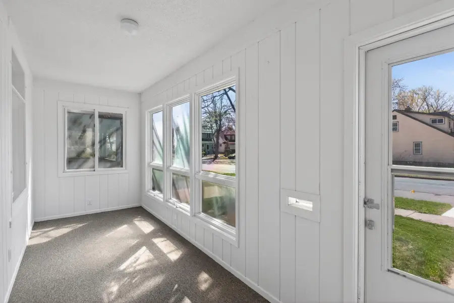 934 Arkwright Street, Saint Paul, MN 55130 - #2