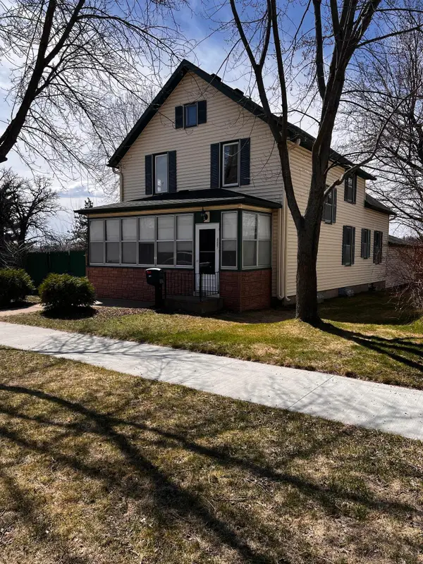 405 2nd Avenue N, Sauk Rapids, MN 56379