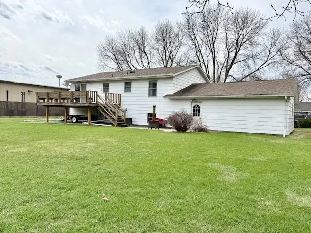 14 1st Street Nw, Fairfax, MN 55332 - #3