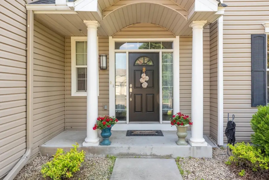 9743 Almond Avenue N, Brooklyn Park, MN 55443 - #3