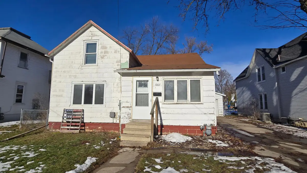 1007 7th Avenue Ne, Austin, MN 55912 - #1