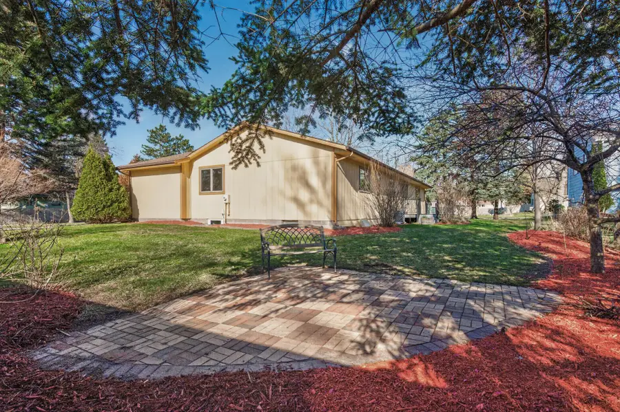 146 Moreland Avenue W, West Saint Paul, MN 55118 - #2