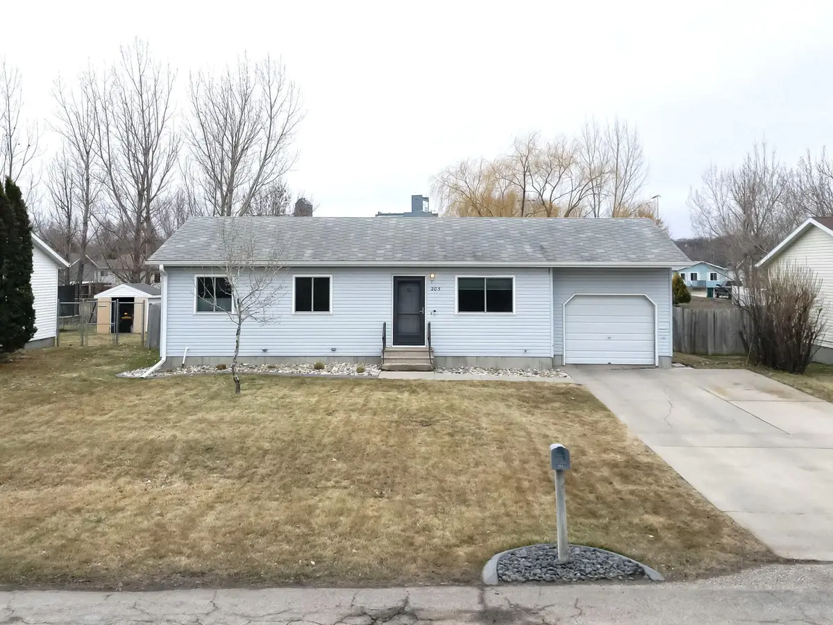 205 4th Street E, Horace, ND 58047 - #1