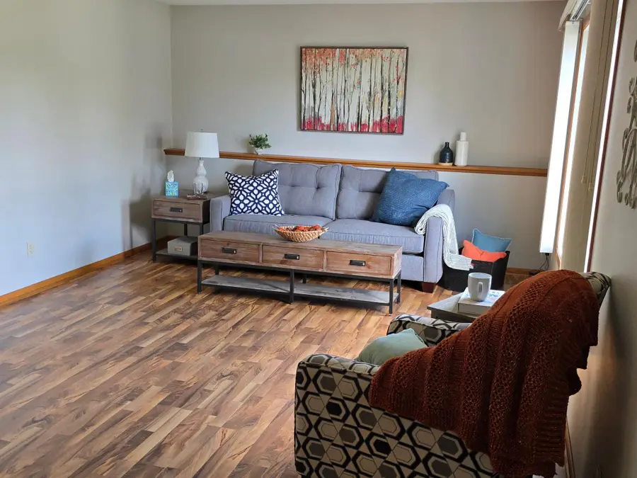 1102 Park Street W #4, Cannon Falls, MN 55009 - #2