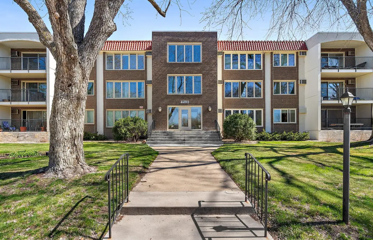4401 Parklawn Avenue #301W, Edina, MN 55435 - #1