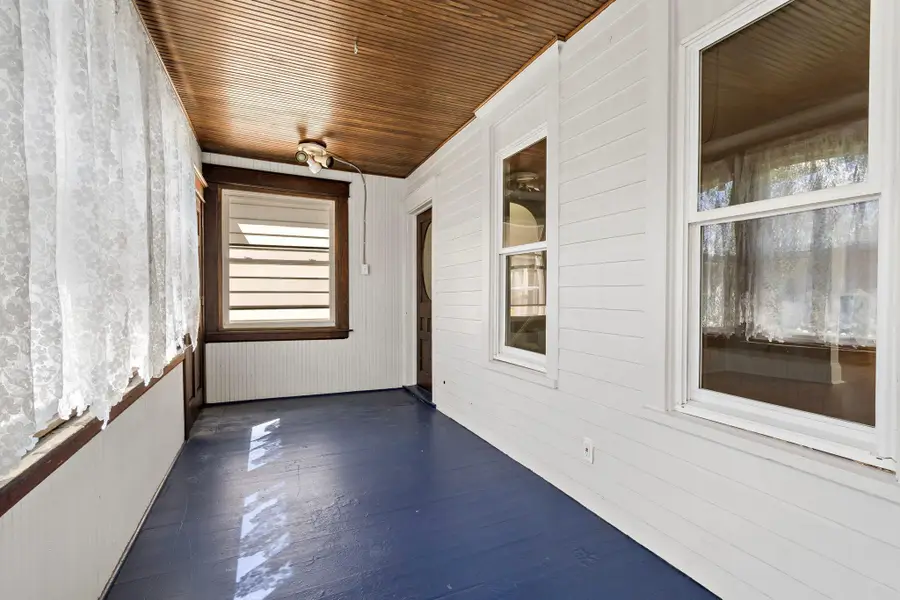 47 Lawson Avenue W, Saint Paul, MN 55117 - #2