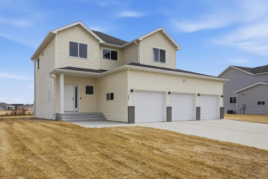 4756 34th Street S, Fargo, ND 58104 - #2