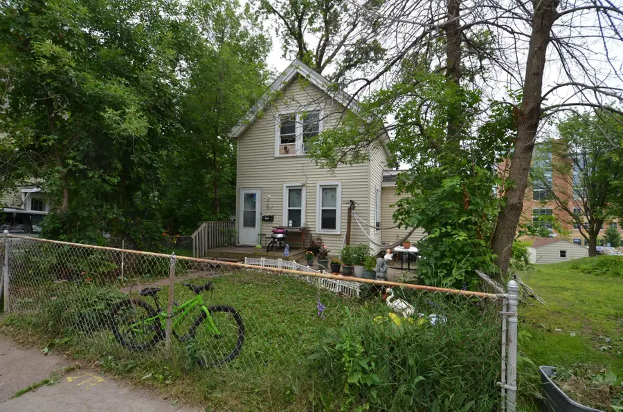 1026 E 3rd Street, Duluth, MN 55805 - #2