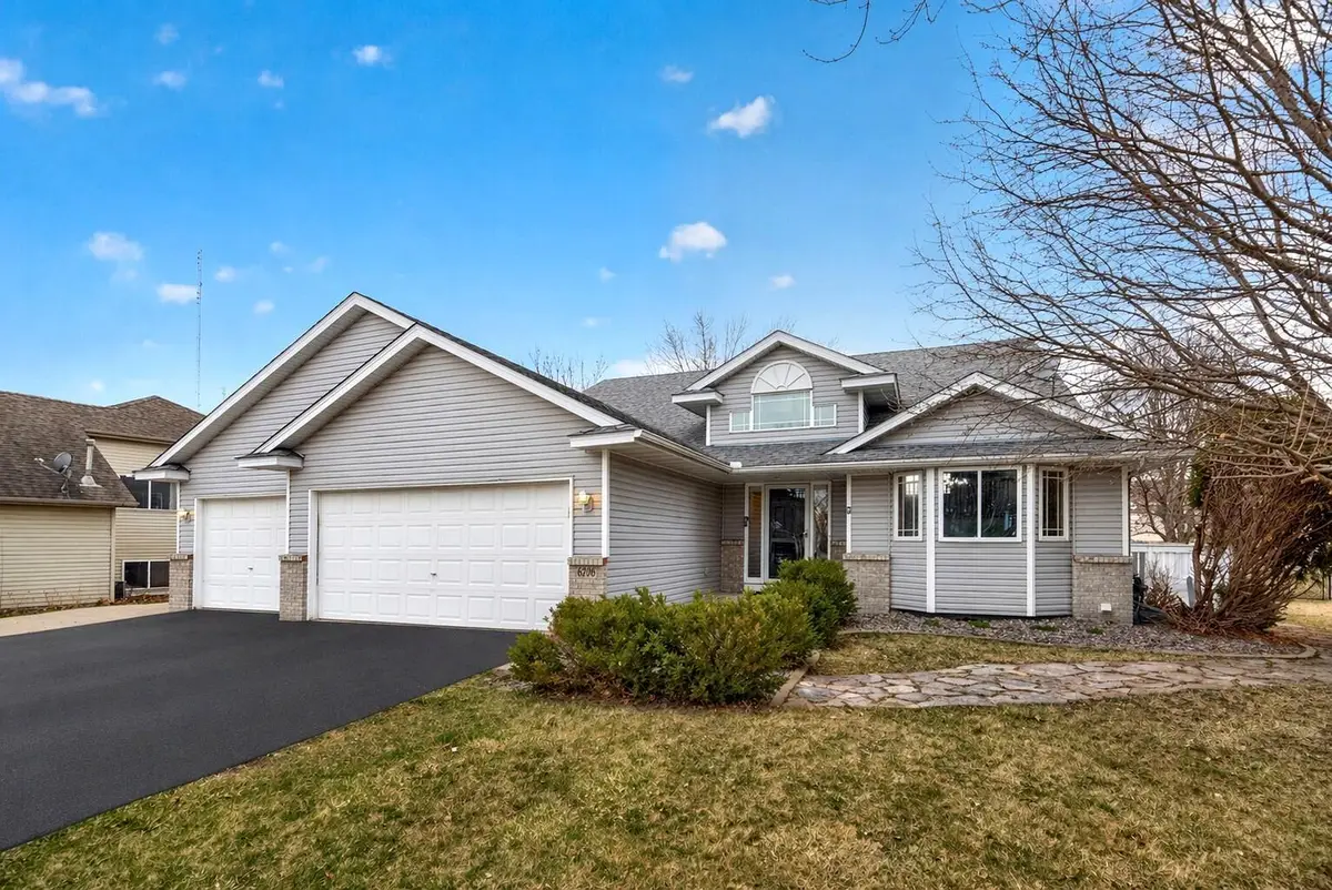 6206 Karston Drive Ne, Albertville, MN 55301 - #1