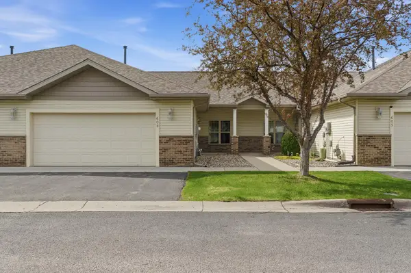 609 Dublin Court, Mankato, MN 56001
