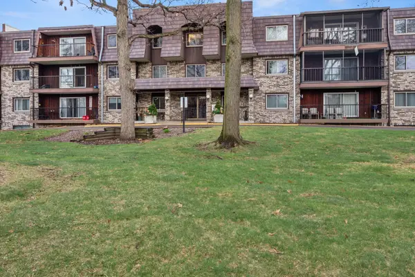 260 Westview Drive #216, West Saint Paul, MN 55118