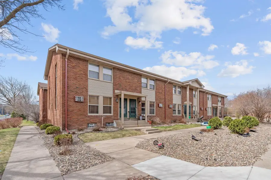 2130 14th Street Nw #2, New Brighton, MN 55112 - #2