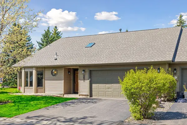 4105 Upland Lane N, Plymouth, MN 55446