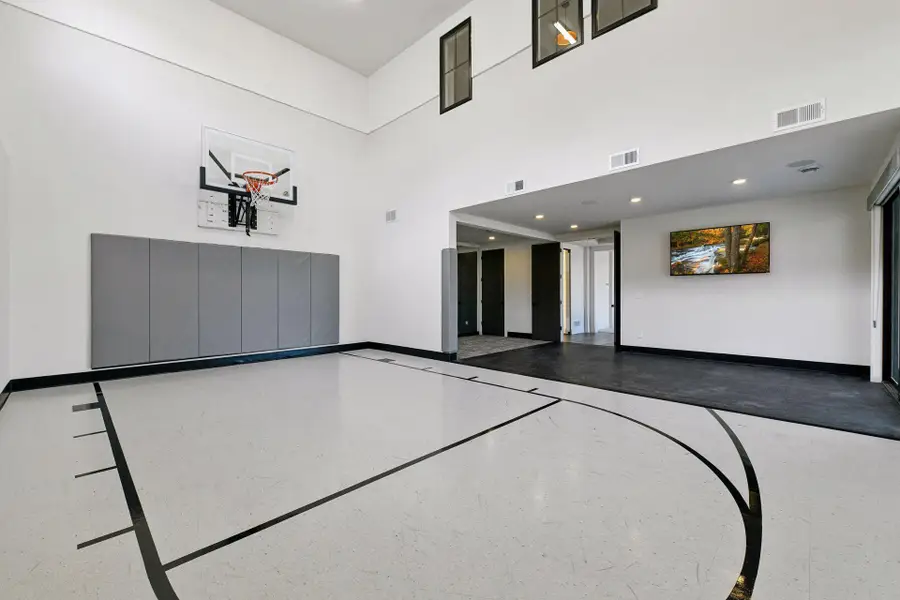 16920 46th Avenue N, Plymouth, MN 55446 - #2