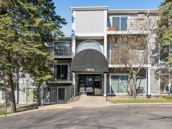 7675 142nd Street W #109, Apple Valley, MN 55124