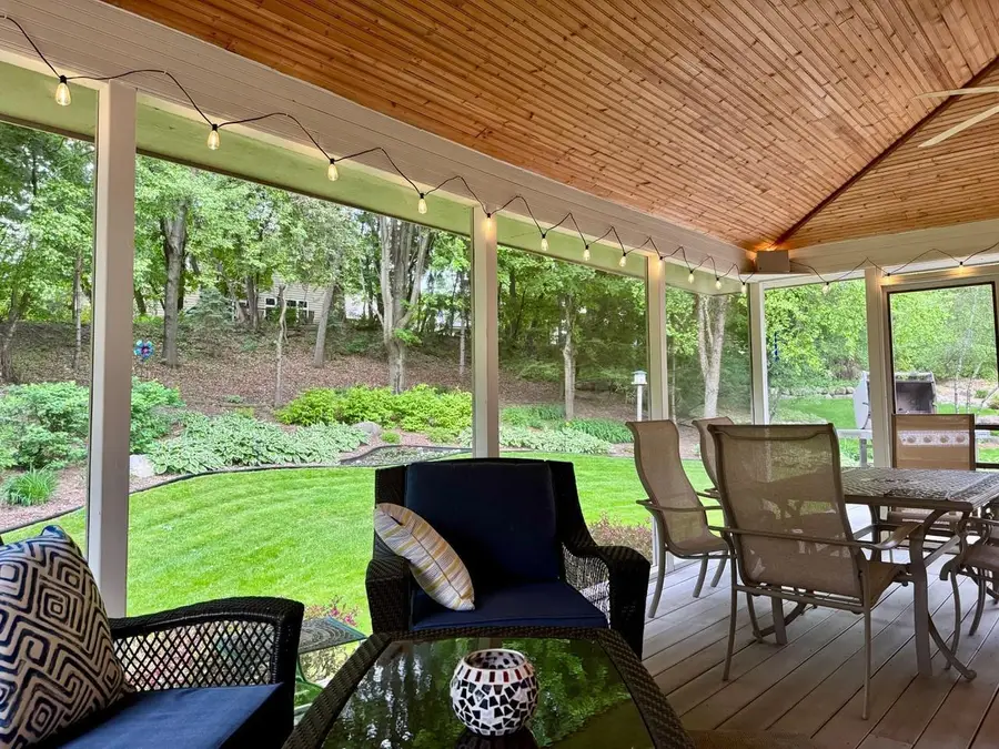 2536 Bridle Creek Trail, Chanhassen, MN 55317 - #2