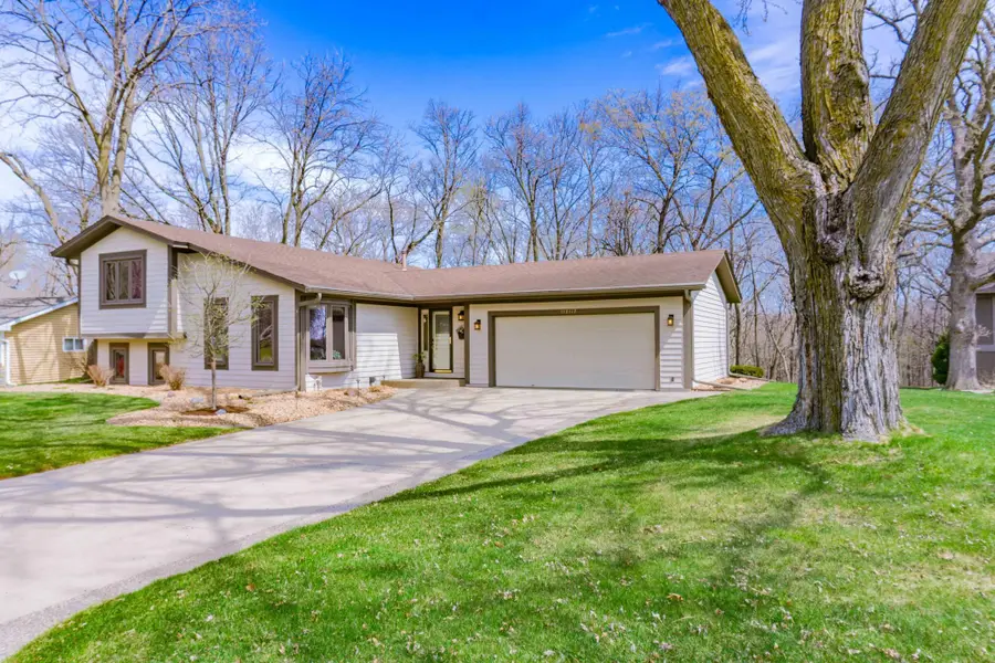 112117 Haering Circle, Chaska, MN 55318 - #2