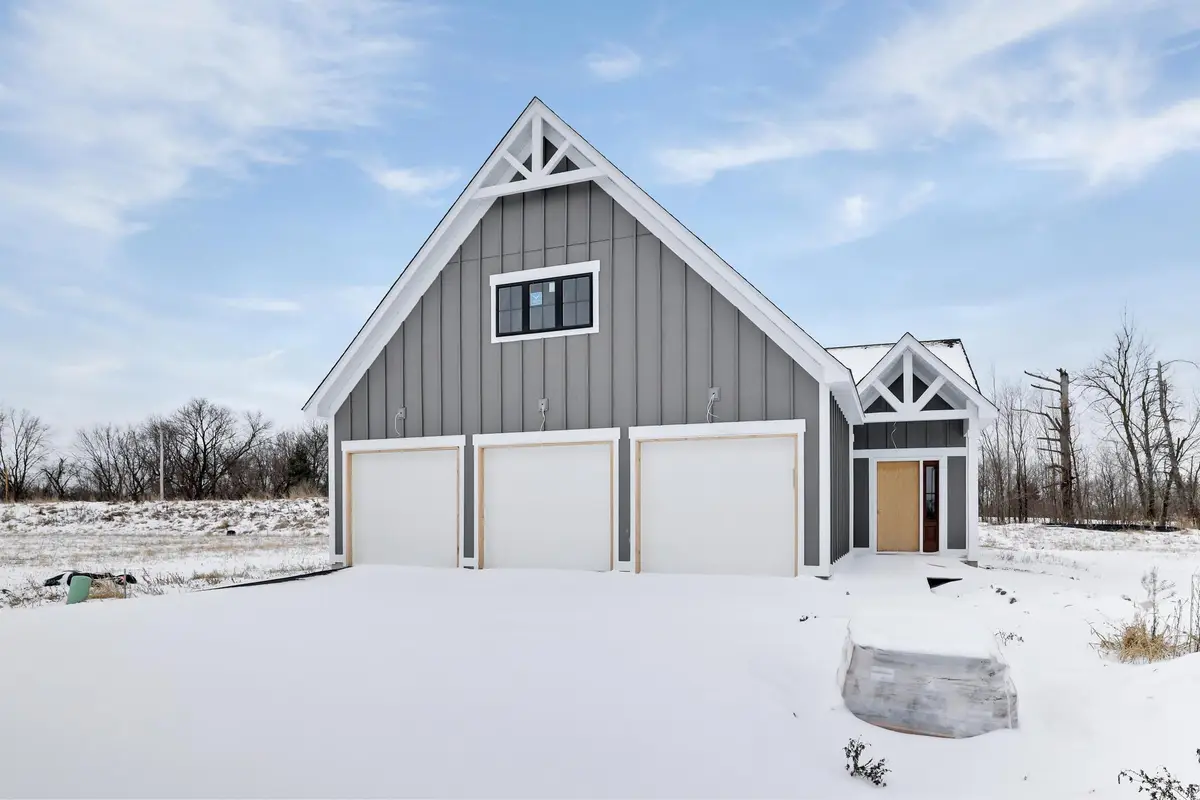 31710 Madison Road, Lindstrom, MN 55045 - #1