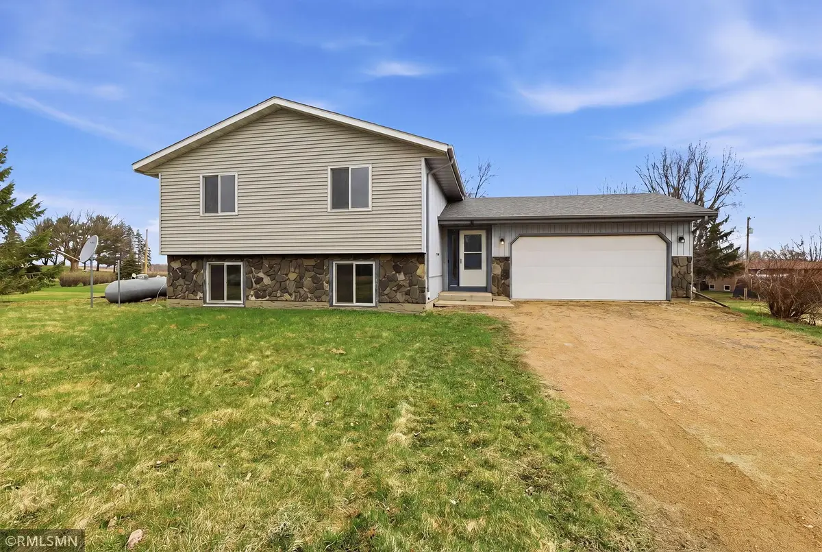 496 Evergreen Meadow Lane Sw, Montgomery, MN 56069 - #1