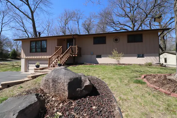 14873 Pixie Point Circle Se, Prior Lake, MN 55372
