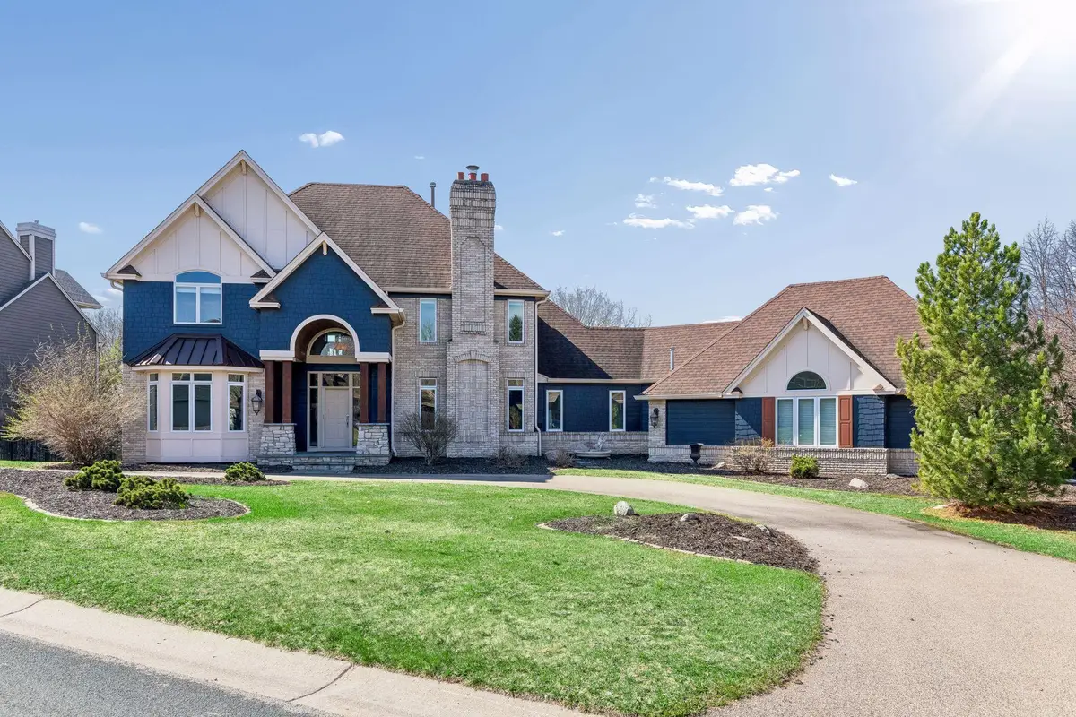 3820 Hunters Overlook Lane, Eagan, MN 55123 - #1