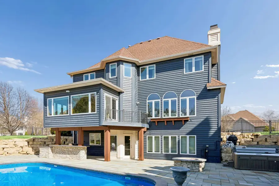 3820 Hunters Overlook Lane, Eagan, MN 55123 - #3