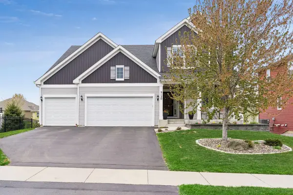 9120 Lighthouse Lane, Woodbury, MN 55129