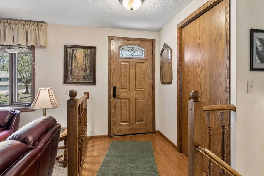 1735 Hickory Hill Drive, Eagan, MN 55122 - #3