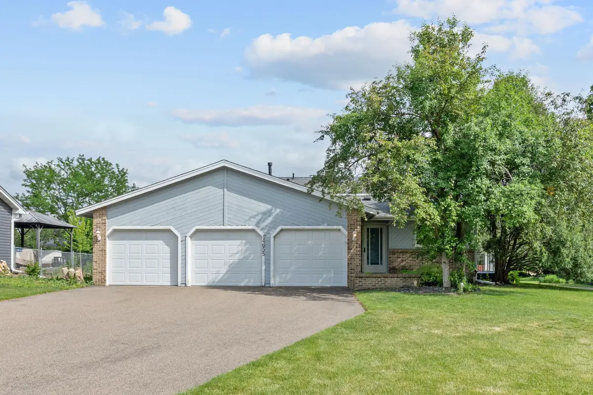 14655 Greenridge Lane, Burnsville, MN 55306 - #1