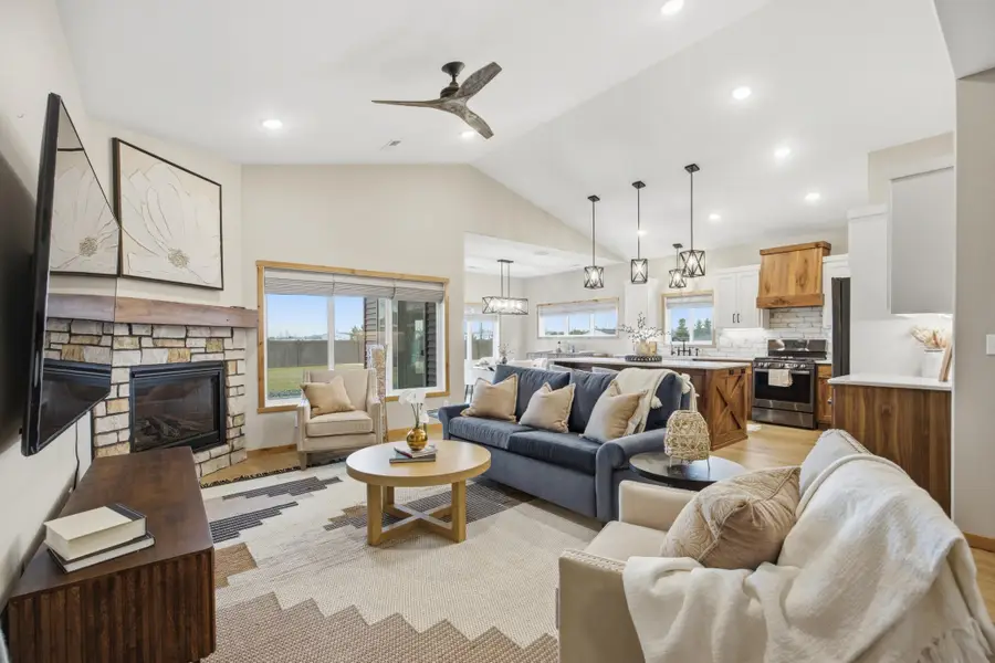 7903 Northern Lights Avenue, Horace, ND 58047 - #2