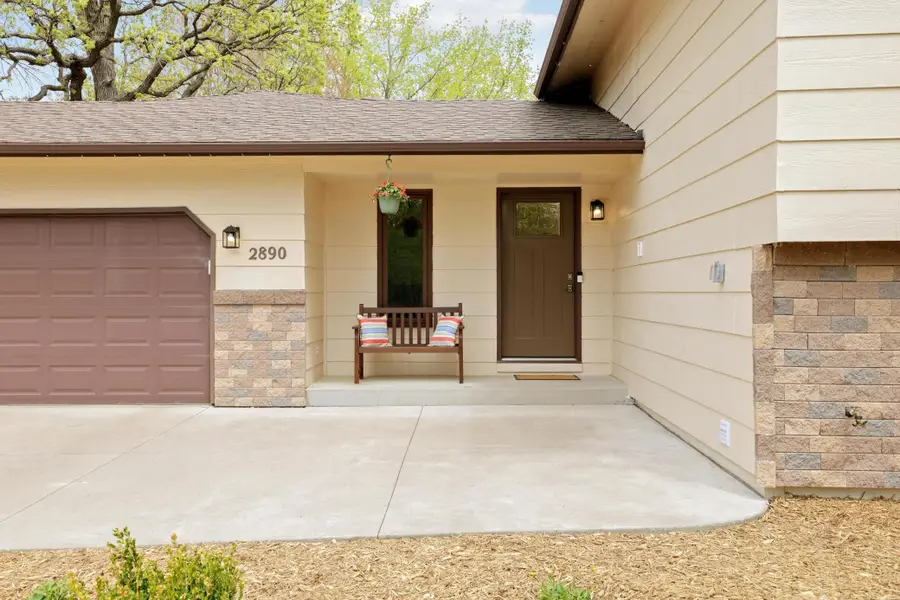 2890 Zanzibar Lane N, Minneapolis, MN 55447 - #2