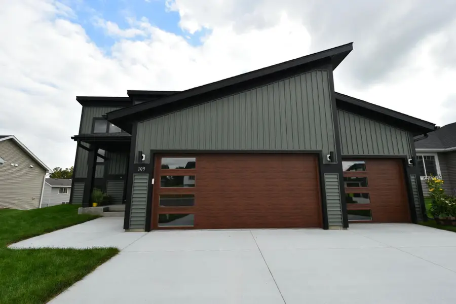 109 Fairway Street, Zumbrota, MN 55992 - #2