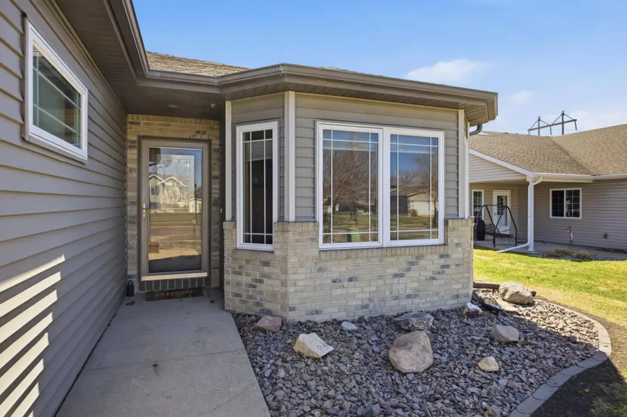 4346 46th Avenue S, Fargo, ND 58104 - #3