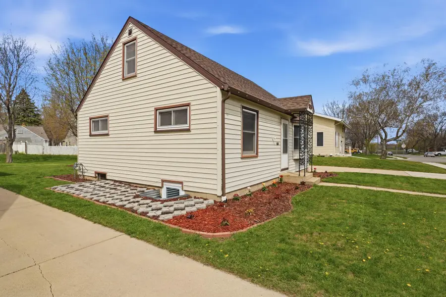 813 Augusta Avenue, Willmar, MN 56201 - #3